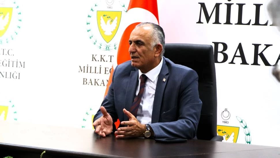 Nazım Çavuşoğlu, üniversite temsilcileri ve YÖDAK üyeleriyle toplantı yaptı: Kaliteyi artırmak için iş birliği şart