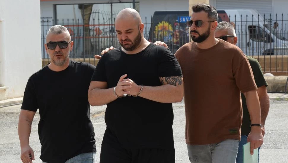 Uyuşturucu ve elektronik sigaralarla yakalanan Hilmi Aka, tutuksuz yargılanacak