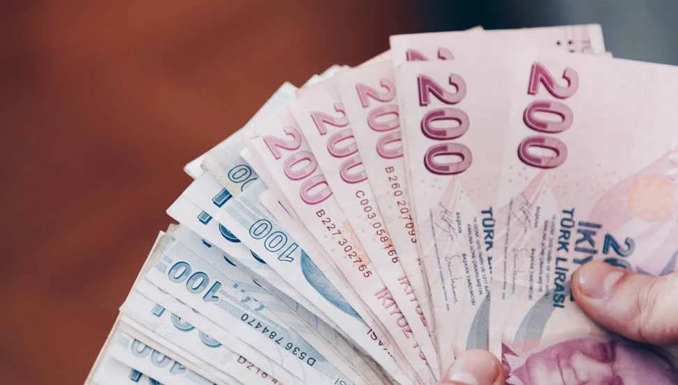 Kira için emanet edilen parayı çaldı