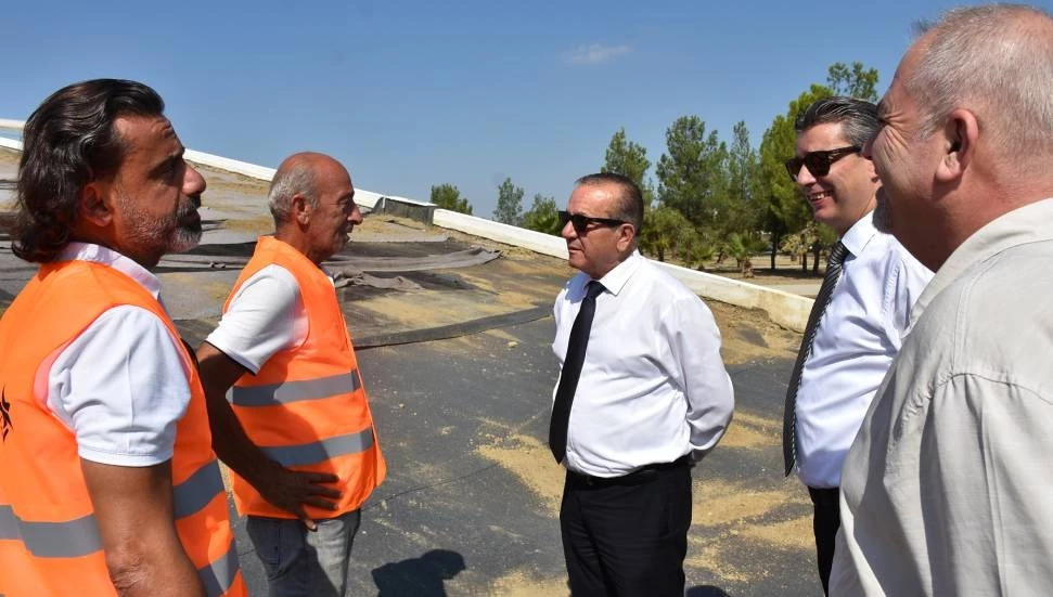 Ataoğlu, Denktaş Anıt Mezarı’nı inceledi: İlk etap 15 Kasım’a hazır olacak