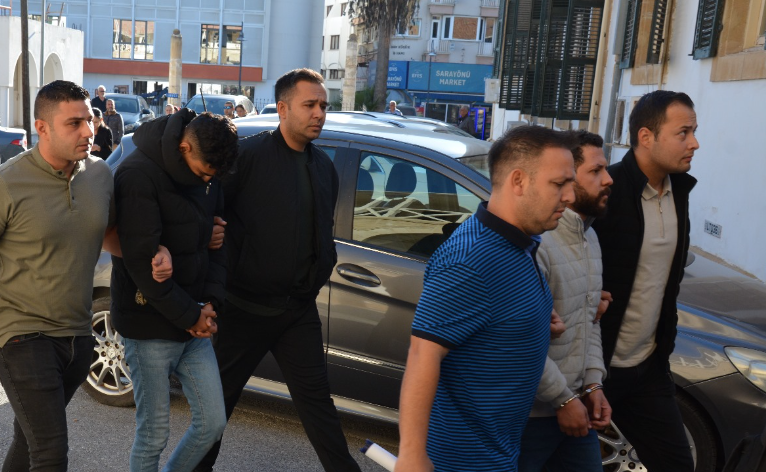 Haspolat’taki cinayet olayı zanlıları mahkemeye çıkartıldı