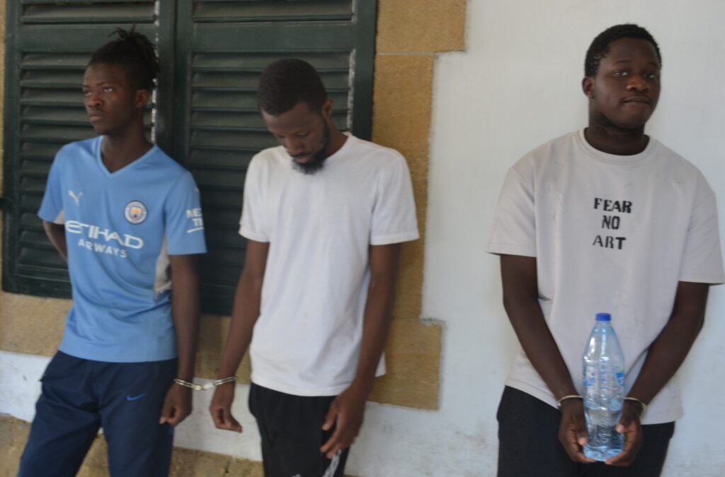 Kaçaklar cezaevine gönderildi!