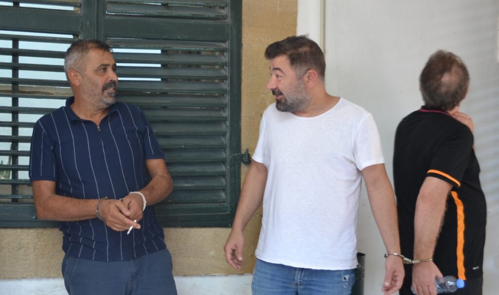 Değirmenlik’te Silah Zoruyla Tehdit