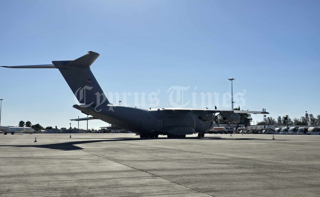 ABD ve Almanya askeri nakliye uçakları Baf’ta