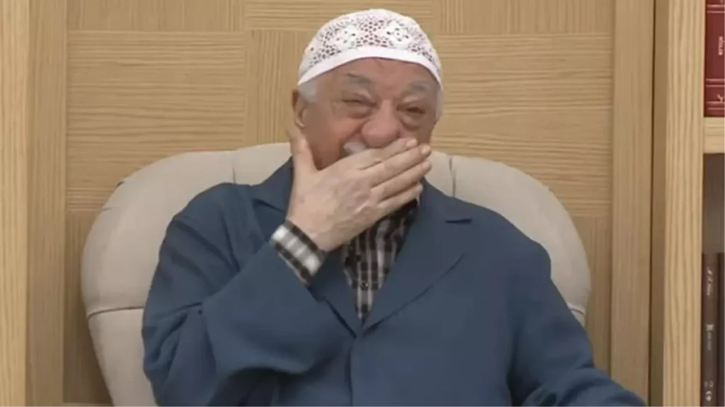 Kumpaslardan darbe girişimine teröristbaşı Gülen’in kirli geçmişi