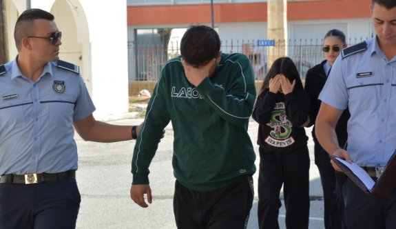 Parfüm hırsızlığı zanlıları tutuksuz yargılanacak