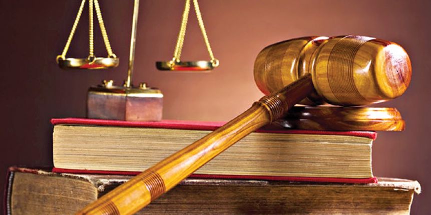 Kıbrıs Rum mallarının satışına karıştıkları gerekçesiyle tutuklanan iki Macar kadın mahkemeye çıkarıldı