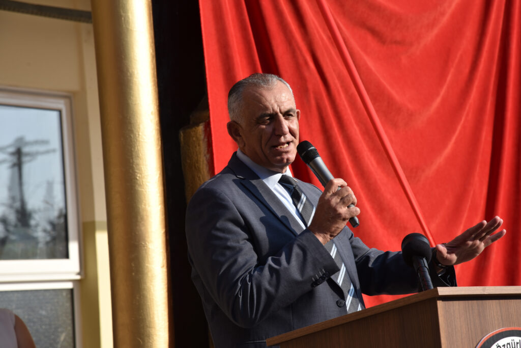 Canbulat Özgürlük Ortaokulu’nda Atatürk büstü rölyef çalışması ve su arıtma odasının açılışı yapıldı