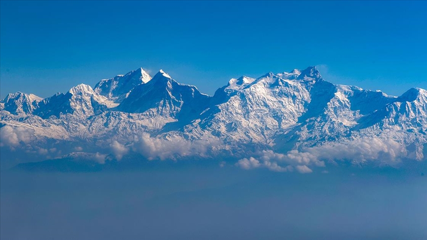 Everest Dağı’nda bulunan bot, 100 yıl önce kaybolan İngiliz dağcı Irvine’a ait olabilir