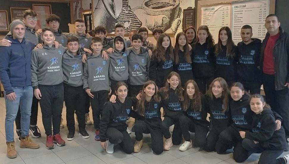Kıbrıs’ta “Adalet” için 3 dakikalık karanlık!
