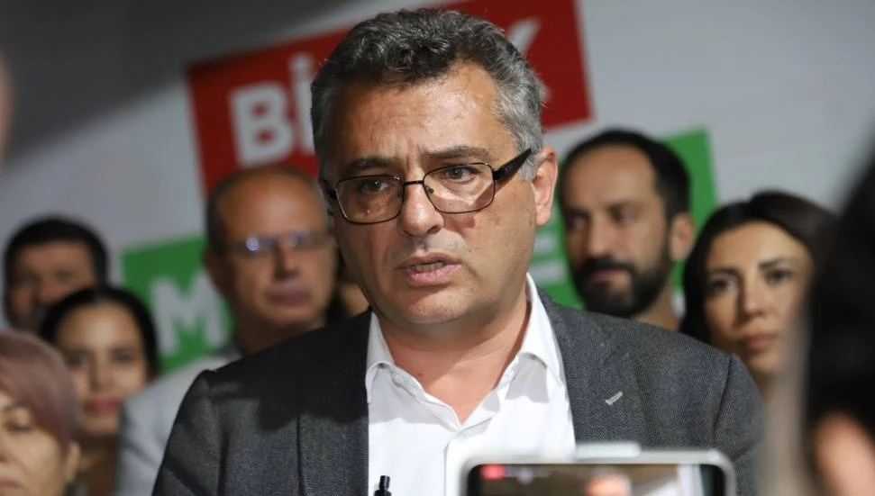 Erhürman: “Demokrasiye sahip çıkmaya devam edeceğiz”