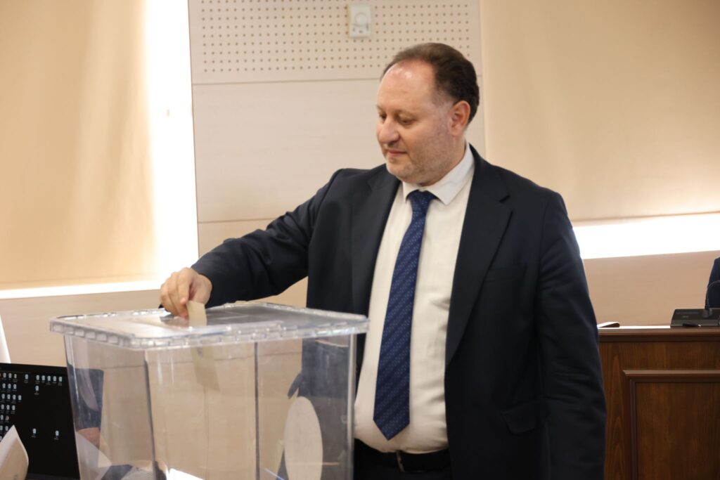 Meclis’te 2. tur başladı