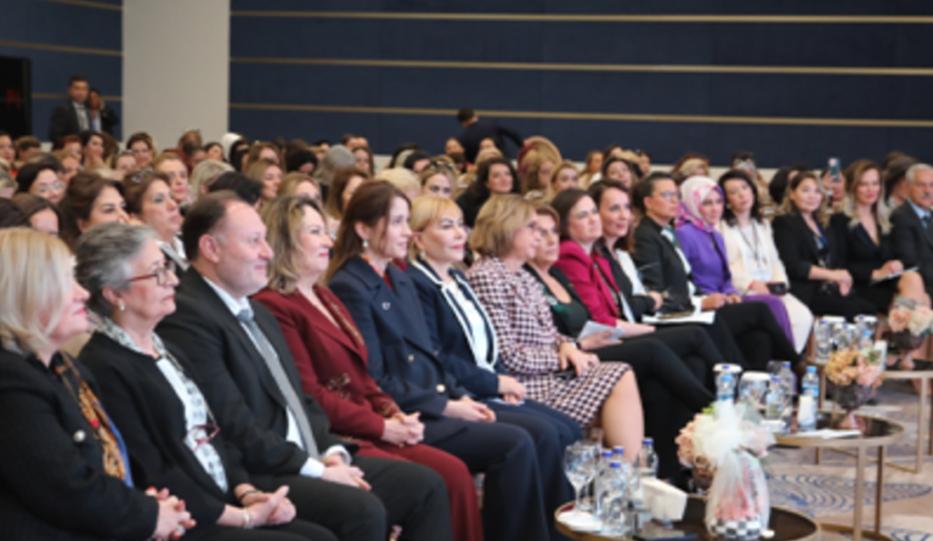 GİKAD’dan “İş’te Kadınlar Zirvede” etkinliği