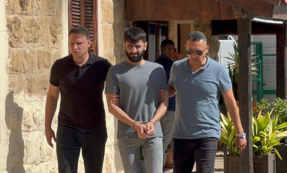 Görevi başındaki memurunu darp eden Cemal Ressan 3 yıl hapse çarptırıldı!