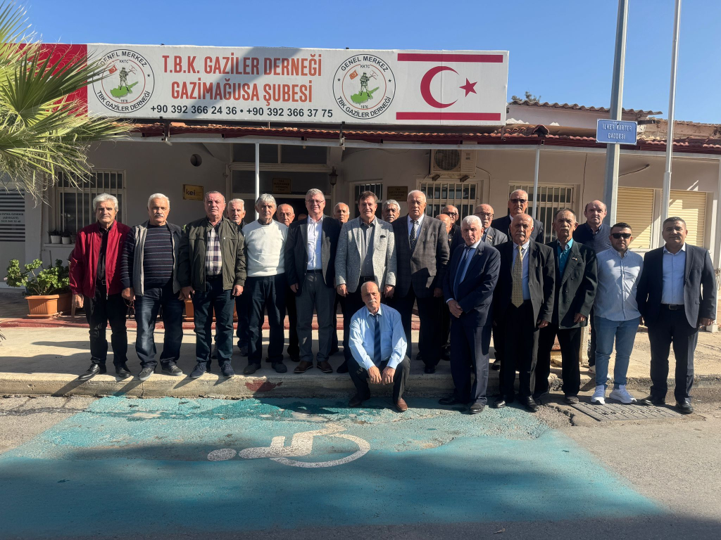 Arıklı, Türk Barış Kuvvetleri Gaziler Derneği Gazimağusa Şubesi’ni ziyaret etti
