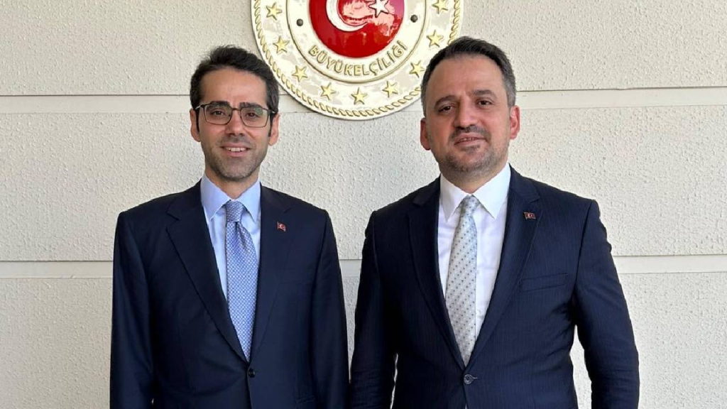 Serim, Türkiye Gençlik ve Spor Bakan Yardımcısı Eminoğlu ile bir araya geldi