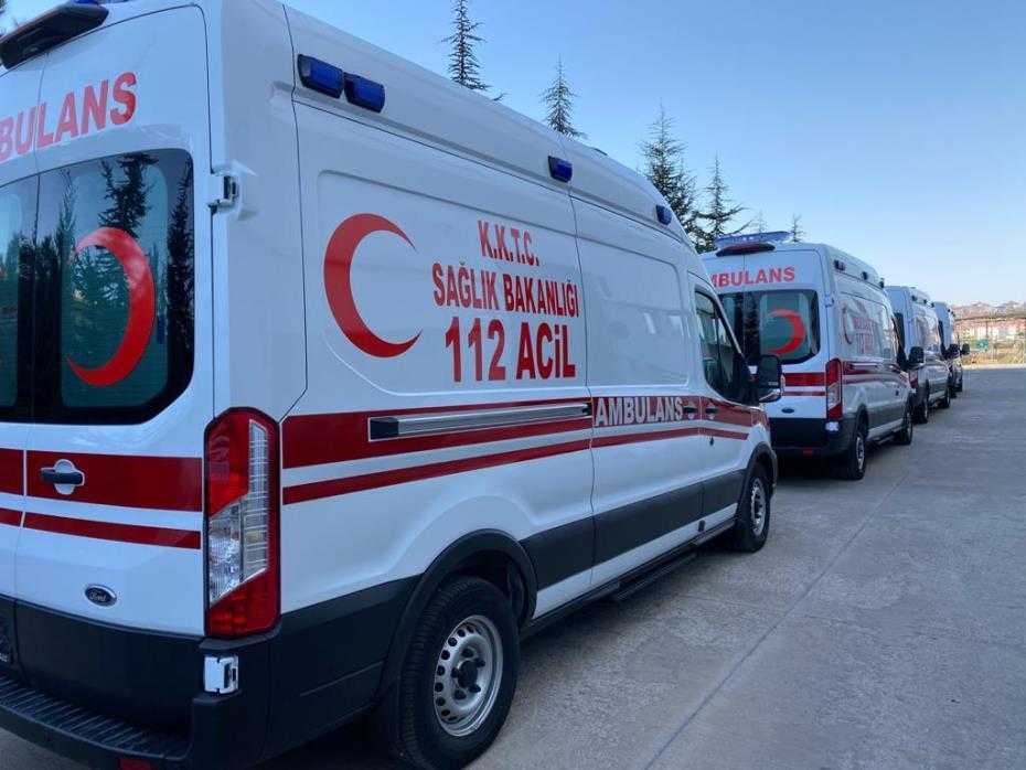 Apartmanın üçüncü katından düşen kadın yaralandı