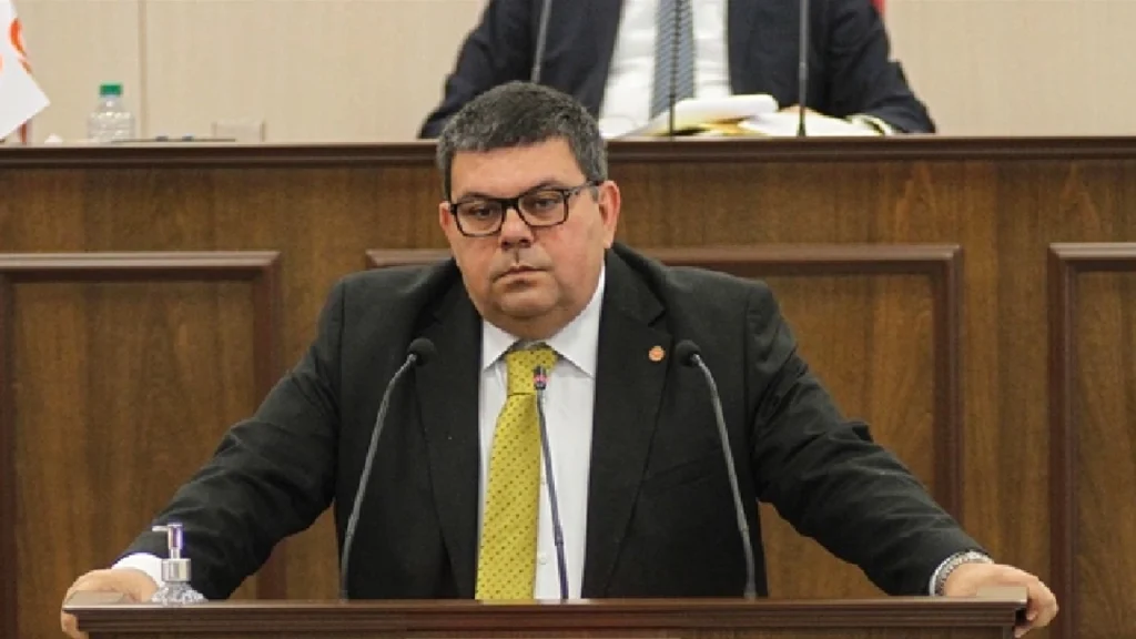 Berova: Elleçleme işiyle ilgili bir ara formül aranıyor
