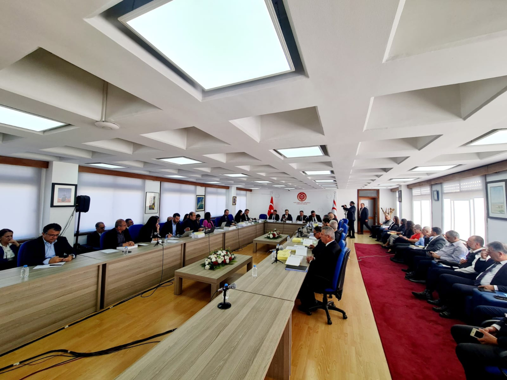 2025 bütçesinin komitede görüşülmesine başlandı