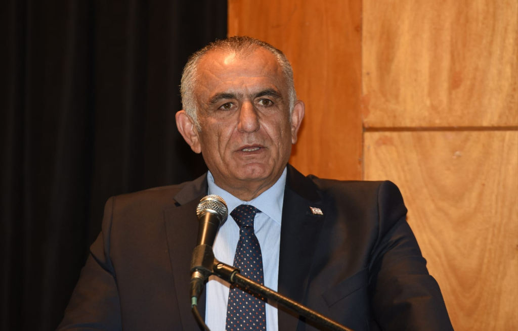 24 Kasım Öğretmenler Günü… Çavuşoğlu: Yollarda değil masa etrafında buluşacağız