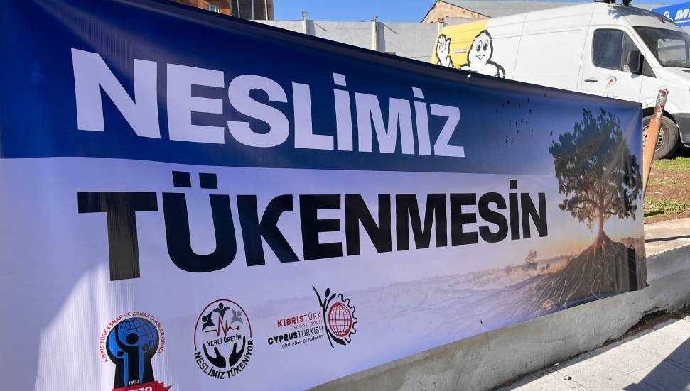 Sanayicilerle esnaf ve zanaatkarlar eylemde