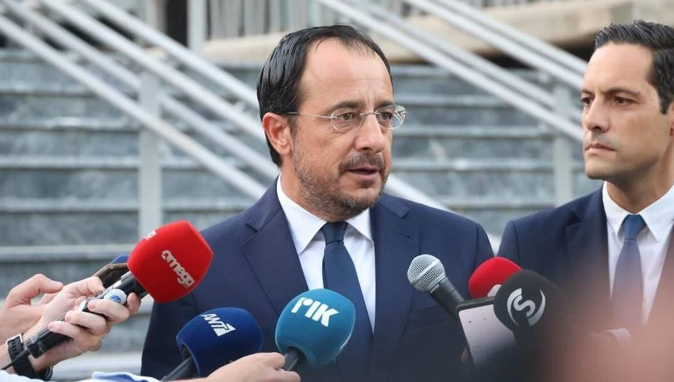Hristodulidis: “Rum Yönetimi’nin silahlanma programı güçlenmeye devam edecek”