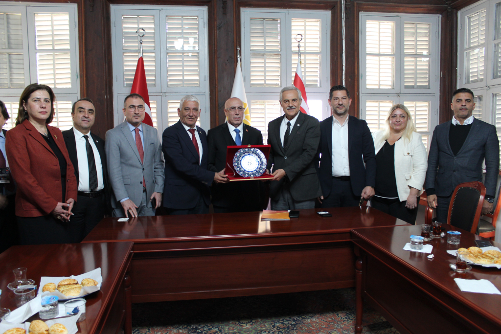 Türk Dünyası Mühendisler ve Mimarlar Birliği heyetinden Belediyeler Birliği’ne ziyaret