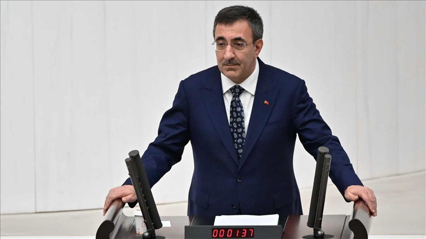 Yılmaz: Suriyeli kardeşlerimiz vatanlarına güvenli, onurlu ve gönüllü şekilde dönecektir