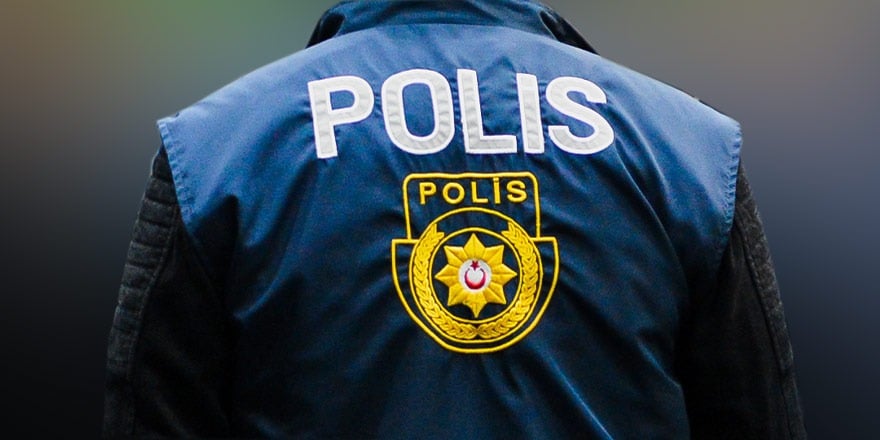 Polisi görünce balkondan atladı
