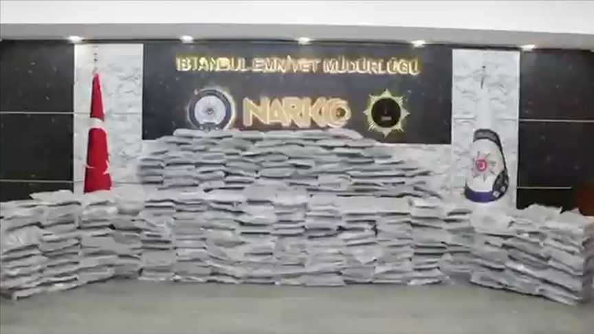 Türkiye’de 3 haftada 2 ton 12 kilogram uyuşturucu madde ele geçirildi