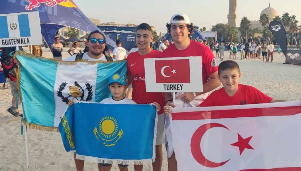 Yüzücülerimiz Dubai Oceanman 2024’te madalyalarla döndü!