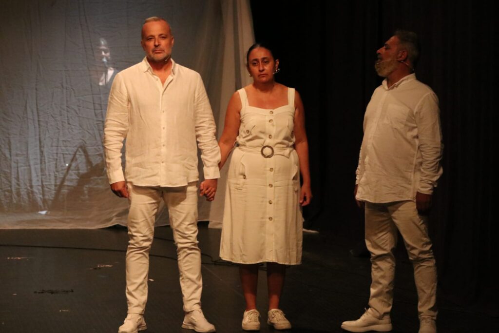 Yarım Canlar Destanı” KKTC turnesine çıkıyor