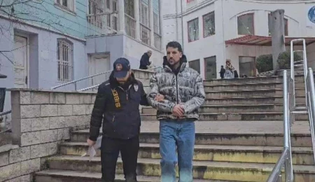Türkiye’de gözaltına alınan Kerimcan Durmaz adliyeye sevk edildi