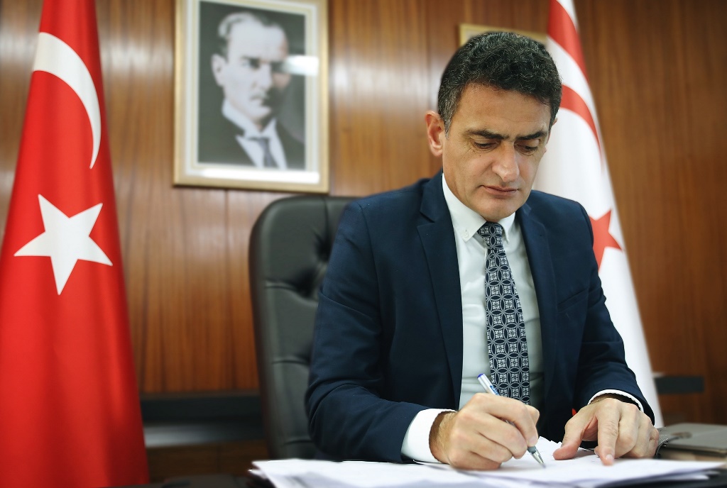 Oğuz: Regaip Kandili’nin tüm insanlığa barış, huzur ve hayırlar getirmesini dilerim