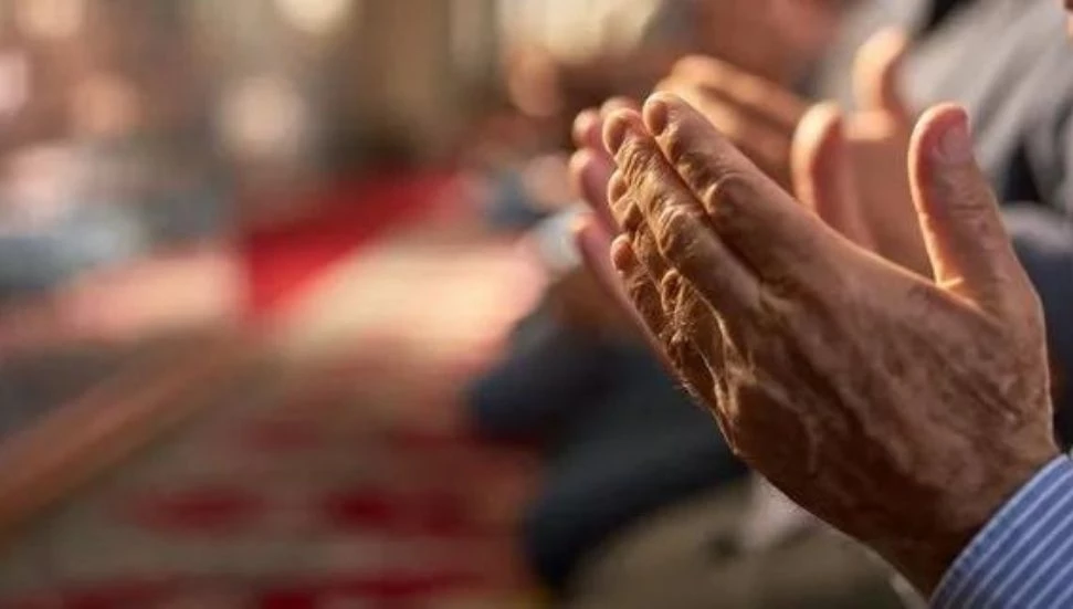 Regaib Kandili bugün idrak edilecek