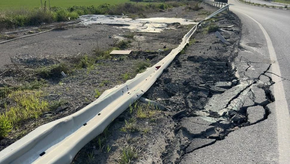 Kalecik bölgesinde bozulan yol, aylardır tamir edilmeyi bekliyor!