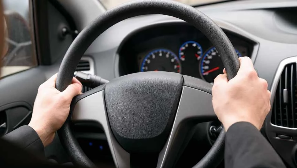 Sol direksiyon araç ithaline izin veren kararnameye karşı açılan davada ara emri verildi