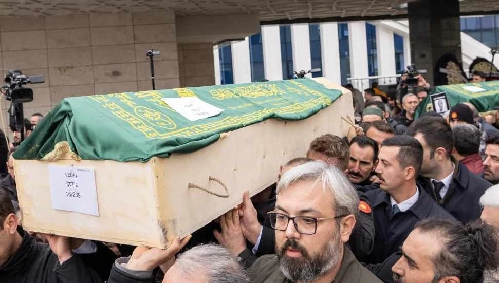 Bolu’daki faciada hayatını kaybedenler son yolculuklarına uğurlanıyor