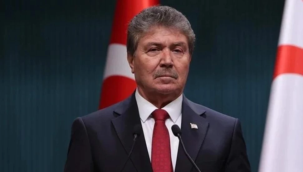 Başbakan Üstel: YDP’nin yaptığı açıklamalar, partinin kendi meselesidir