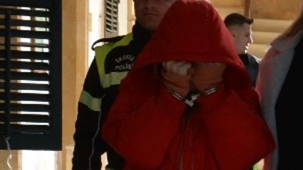 Bakıcıya Hırsızlık Suçlaması: 3 Gün Daha Tutuklu Kalacak