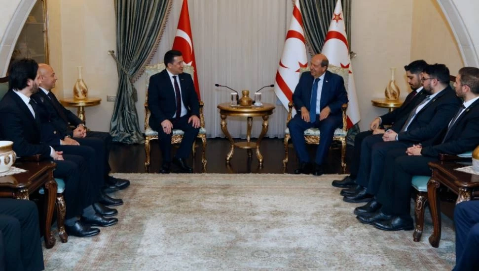 Ersin Tatar, ASKON Antalya Başkanı Kacar ve heyetini kabul etti