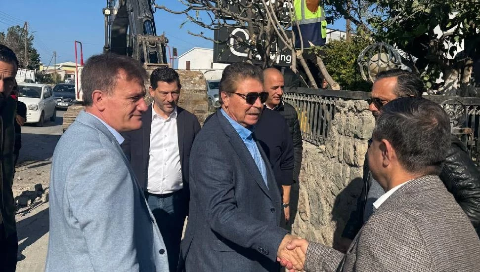 Başbakan Ünal Üstel ile Ulaştırma Bakanı Erhan Arıklı devam eden yol çalışmalarını inceledi!