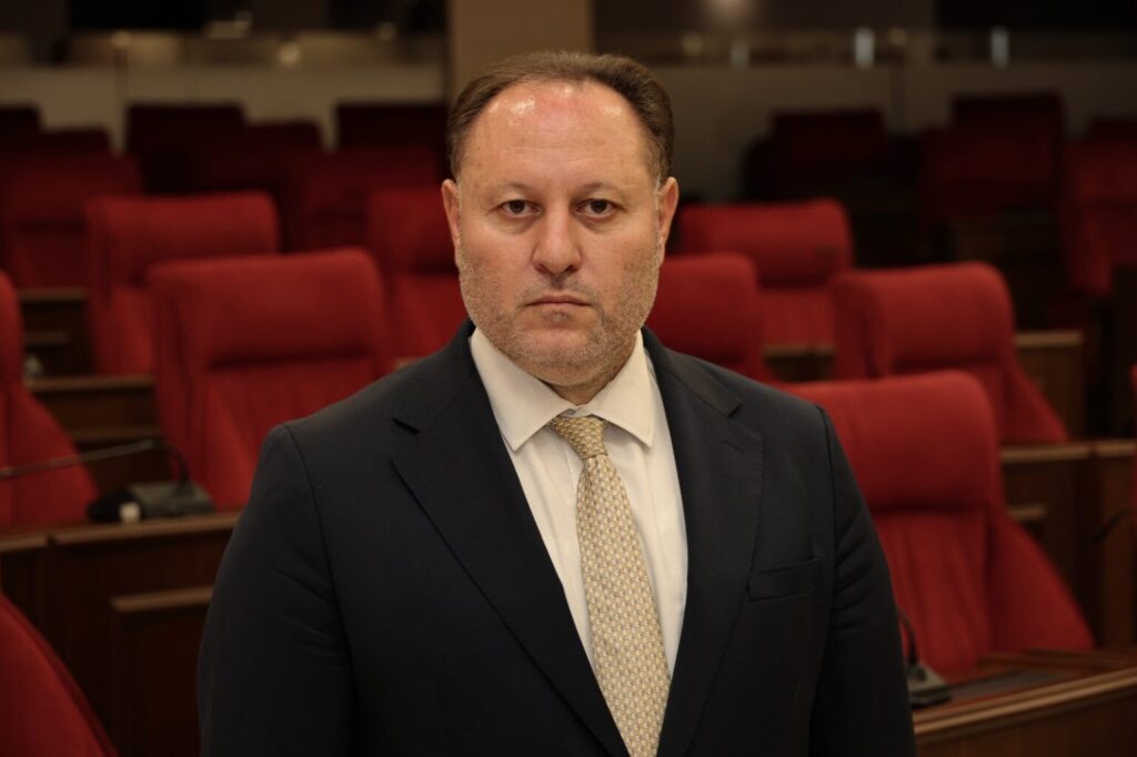 ”Yeni binamızda, Kıbrıs Türk halkının aydınlık geleceği için birlikte yürüyeceğiz”