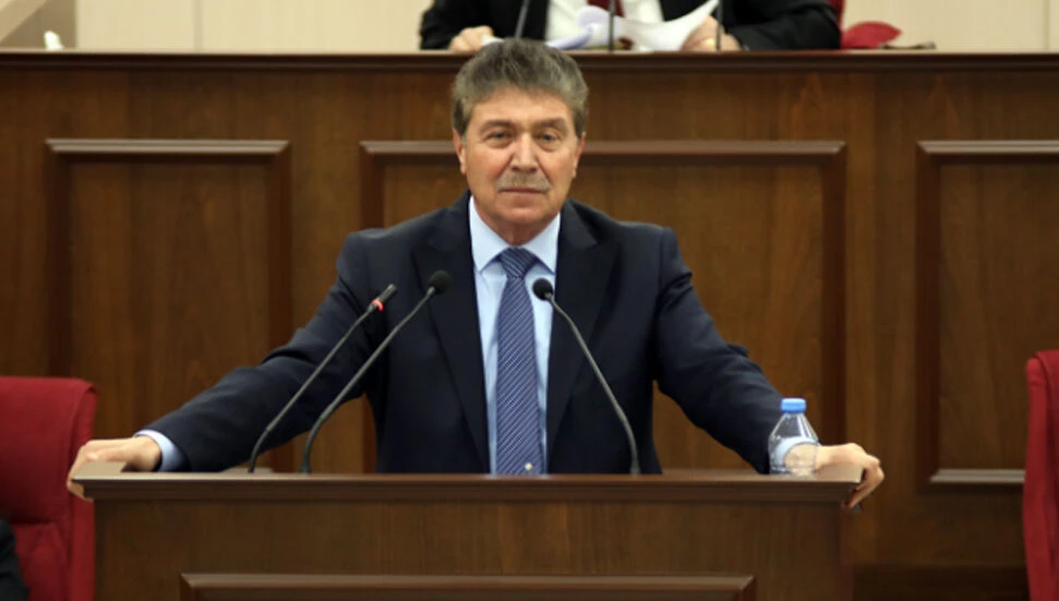 Ünal Üstel, Disiplin Tüzüğü’nü geri çekeceklerini açıkladı