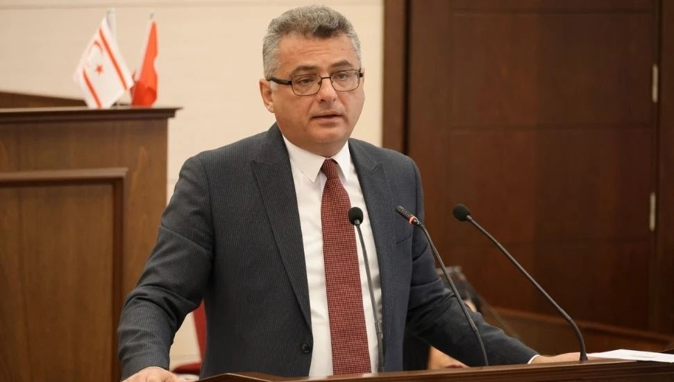 “Vatandaşlık temelinde yerli-yabancı işçi ayrımı yapılıyor”