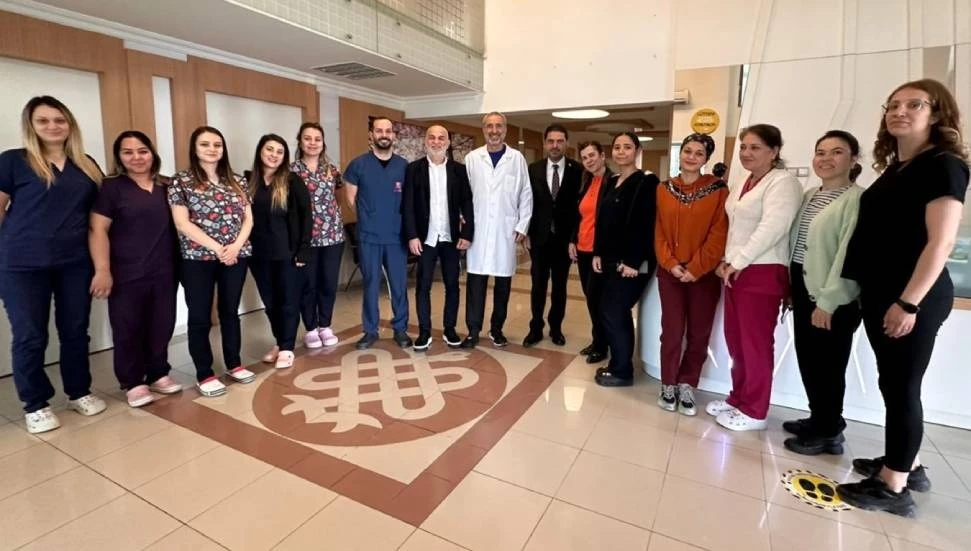 “Sağlık sistemini el birliğiyle yenilemeliyiz”