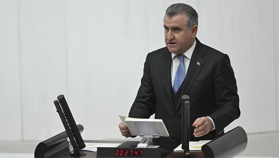 Türkiye Gençlik ve Spor Bakanı Osman Aşkın Bak, KKTC temaslarını tamamladı