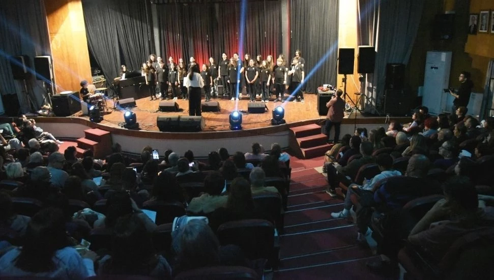 Lefkoşa Belediye Orkestrası Çocuk ve Gençlik Korosu konser verdi