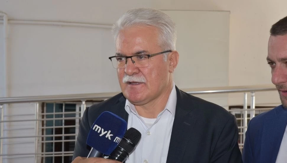 “Disiplin Tüzüğü’nü Türkiye üzerinden değil, bireysel özgürlükler temelinde tartışalım”
