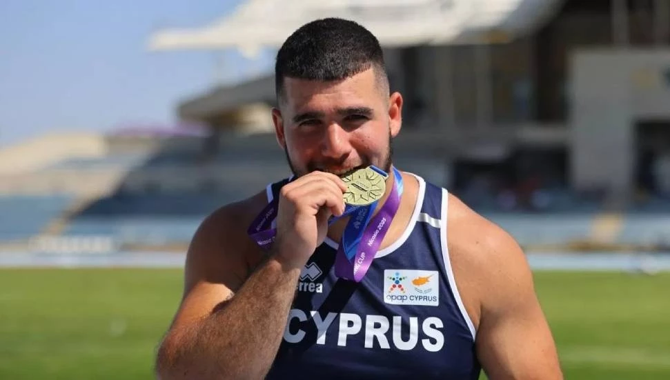 Kıbrıslı Rum atlet Kesidis, 23 yaş altı rekoru kırarak altın madalya kazandı
